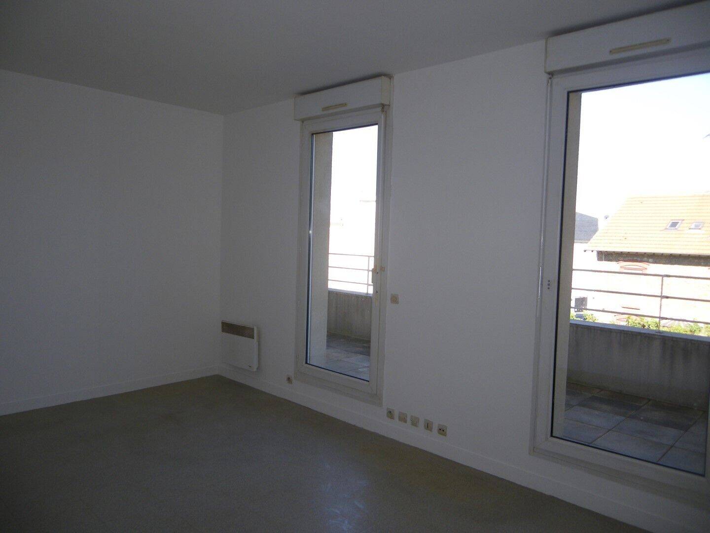 Maison à louer, 57m², SAINT MAUR DES FOSSES