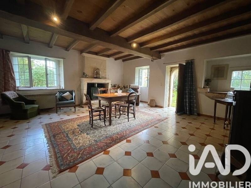 Maison à vendre, 210m², NIEUL LES SAINTES