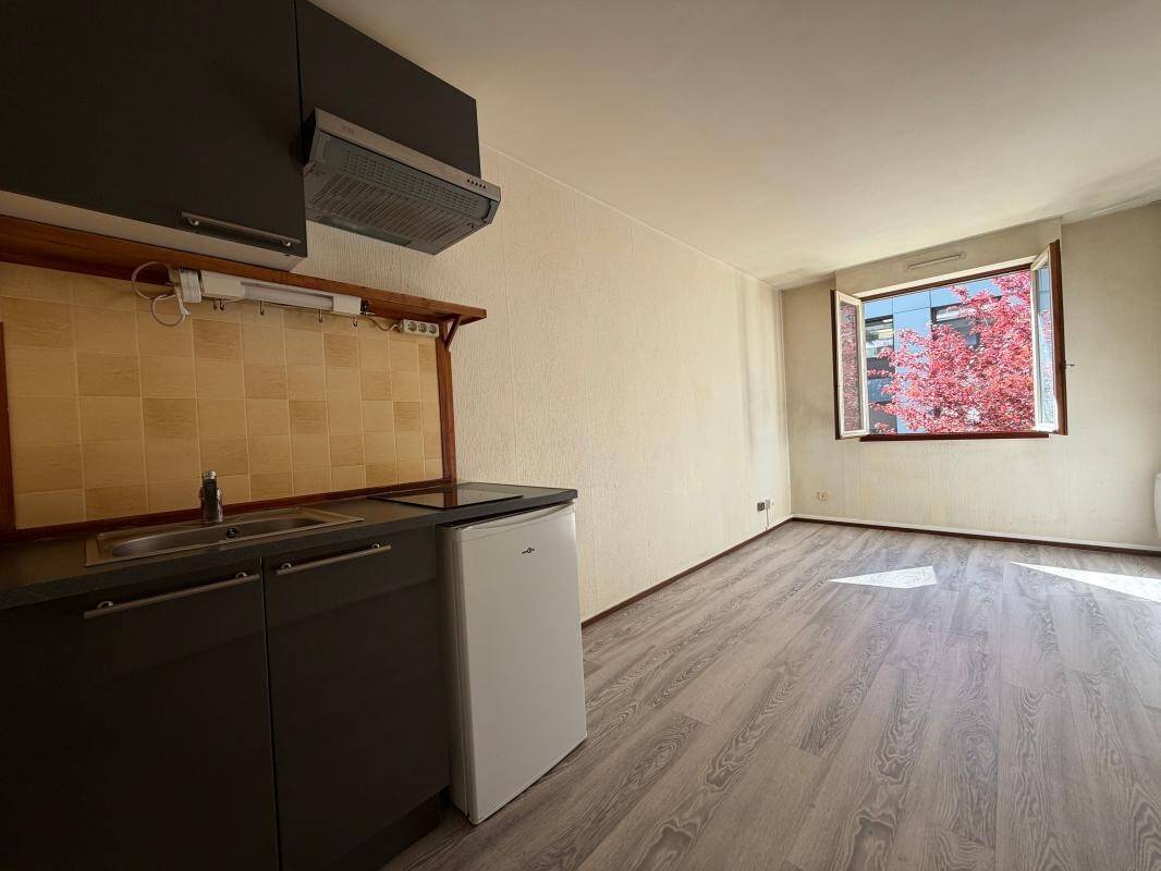 Maison à louer, 22m², NOISY LE GRAND
