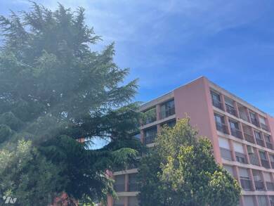 Appartement à vendre 120 000 € 4 pièces 2 chambres 70,5 m² 4ème étage Les Pennes Mirabeau 13170