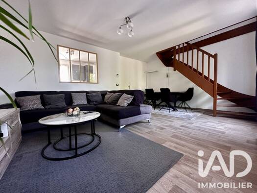 Maison à vendre 259 000 € 4 pièces 3 chambres 76 m² 108 m² de terrain Le Bourg Savigny-le-Temple 77176