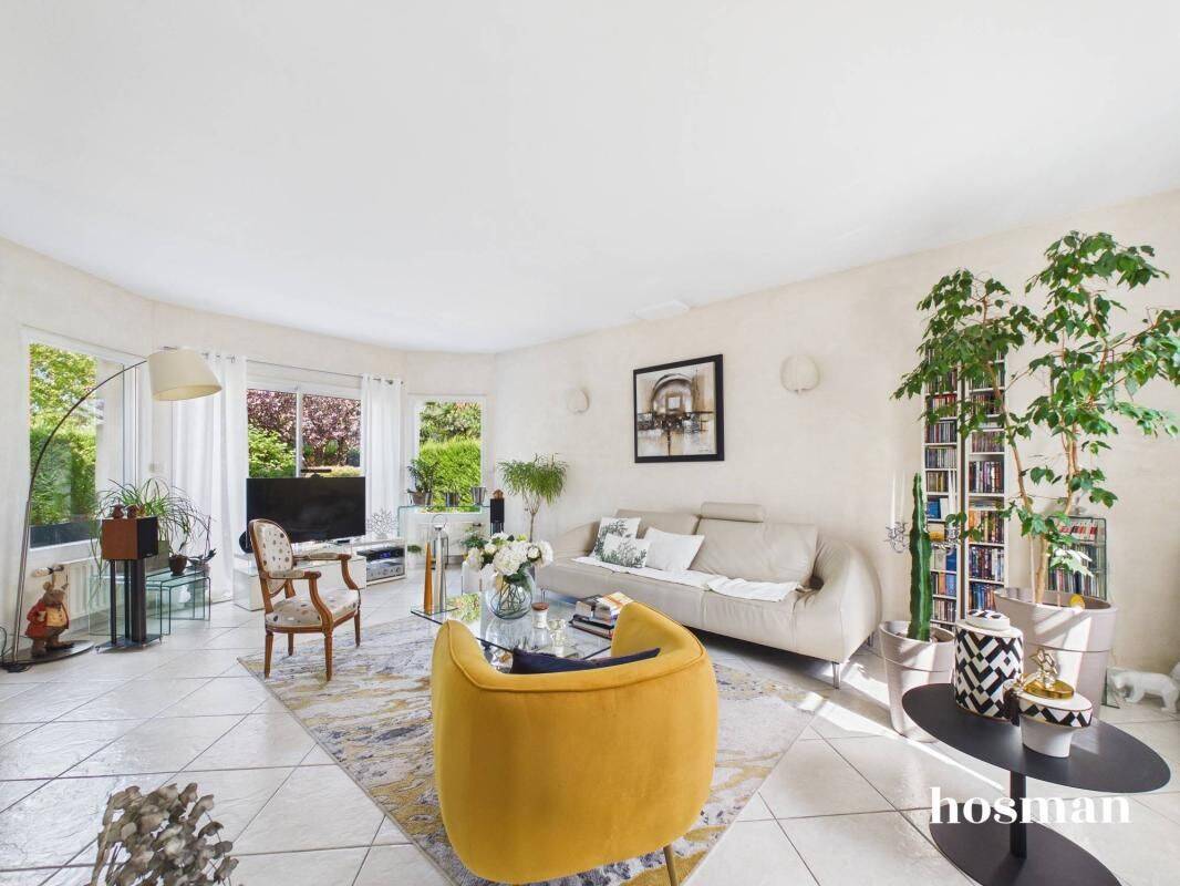 Maison de 135m² avec 4 chambres, jardin paysagé et garage - Beau — 5