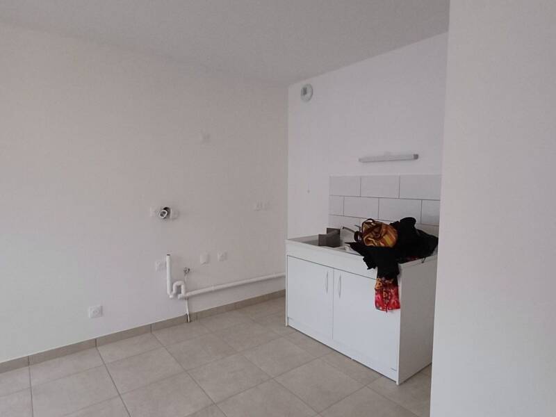 Maison à louer, 64m², LYON 8E