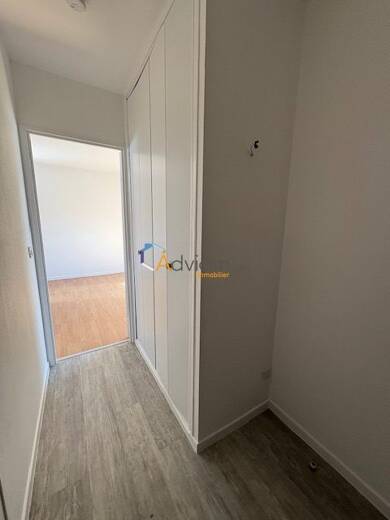 Appartement à louer 423 € 1 pièce 30,6 m² RDC Olivet 45160