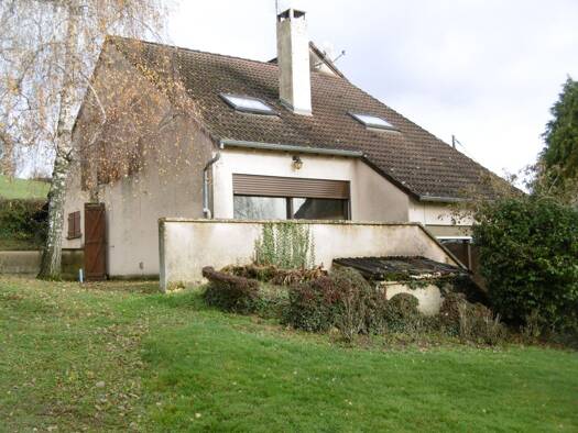 Maison à vendre 180 000 € 5 pièces 3 chambres 123 m² 2 379 m² de terrain Saint-Julien-de-Civry 71610