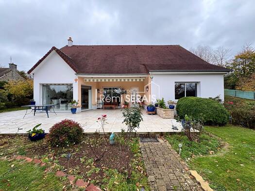 Maison à vendre 329 675 € 5 pièces 3 chambres 154 m² 2 215 m² de terrain La Geroudiere Flers 61100