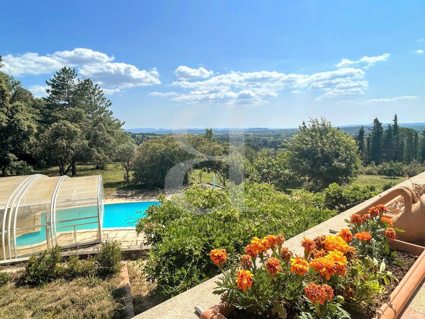 Maison à vendre, 200m², CHATEAUNEUF DE GADAGNE