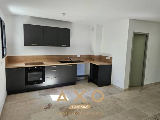 Appartement à vendre 598 300 € 3 pièces 2 chambres 76 m² 1er étage Les Ecarts Saint-Rémy-de-Provence 13210