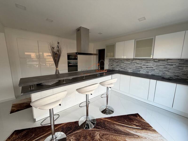 Maison à vendre, 175m², PETITE FORET