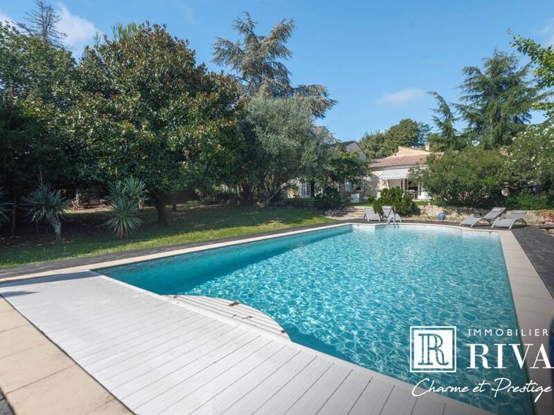 Maison à vendre, 226m², LATRESNE
