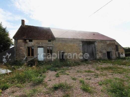 Ferme à vendre 49 000 € 1 pièce 1 chambre 200 m² Vitry-Laché 58420