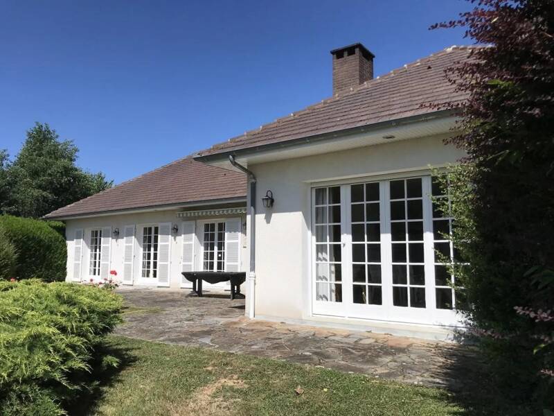 Maison à vendre, 224m², SOLIGNAC