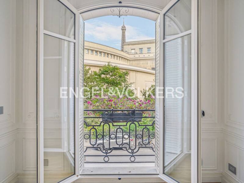 Maison à louer, 204m², PARIS 16E