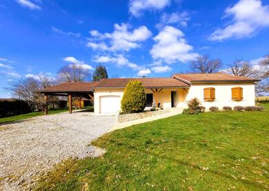 Maison de plain-pied à vendre 265 000 € 5 pièces 4 chambres 120 m² 2 300 m² de terrain Meilhac 87800