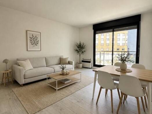 Appartement à vendre 227 000 € 2 pièces 1 chambre 51 m² 4ème étage Compans Toulouse 31000
