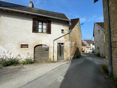 Maison à vendre 80 000 € 3 pièces 2 chambres 79 m² Préfecture Lons le Saunier 39000