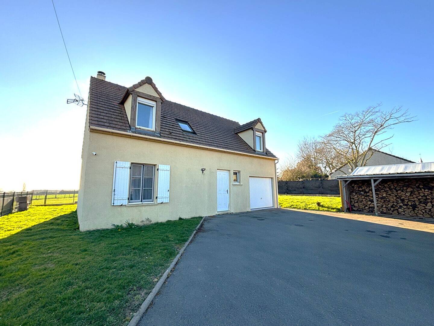 Maison à vendre, 98m², SAINTE GENEVIEVE