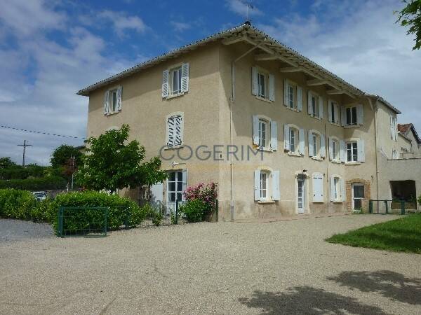 Maison à louer, 97m², SAINT ETIENNE DES OULLIERES