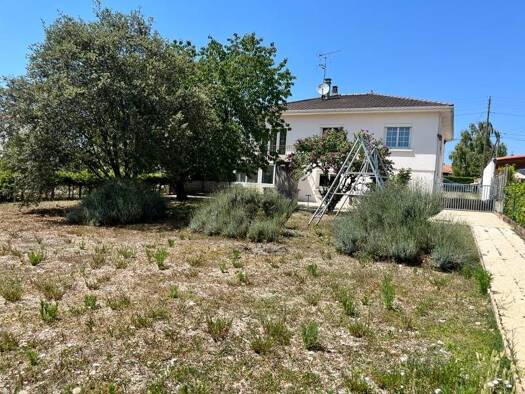 Maison à vendre 260 190 € 5 pièces 4 chambres 171 m² 1 751 m² de terrain Mauzé-sur-le-Mignon 79210
