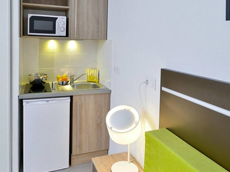 Maison à louer, 21m², LYON 9E