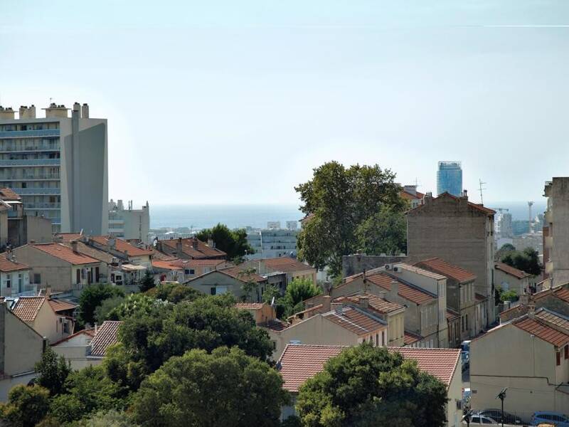 Maison à louer, 68m², MARSEILLE 4E