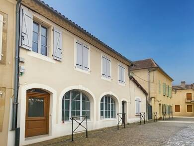 Maison à vendre 325 000 € 15 pièces 9 chambres 380 m² 2 474 m² de terrain Bassoues 32320
