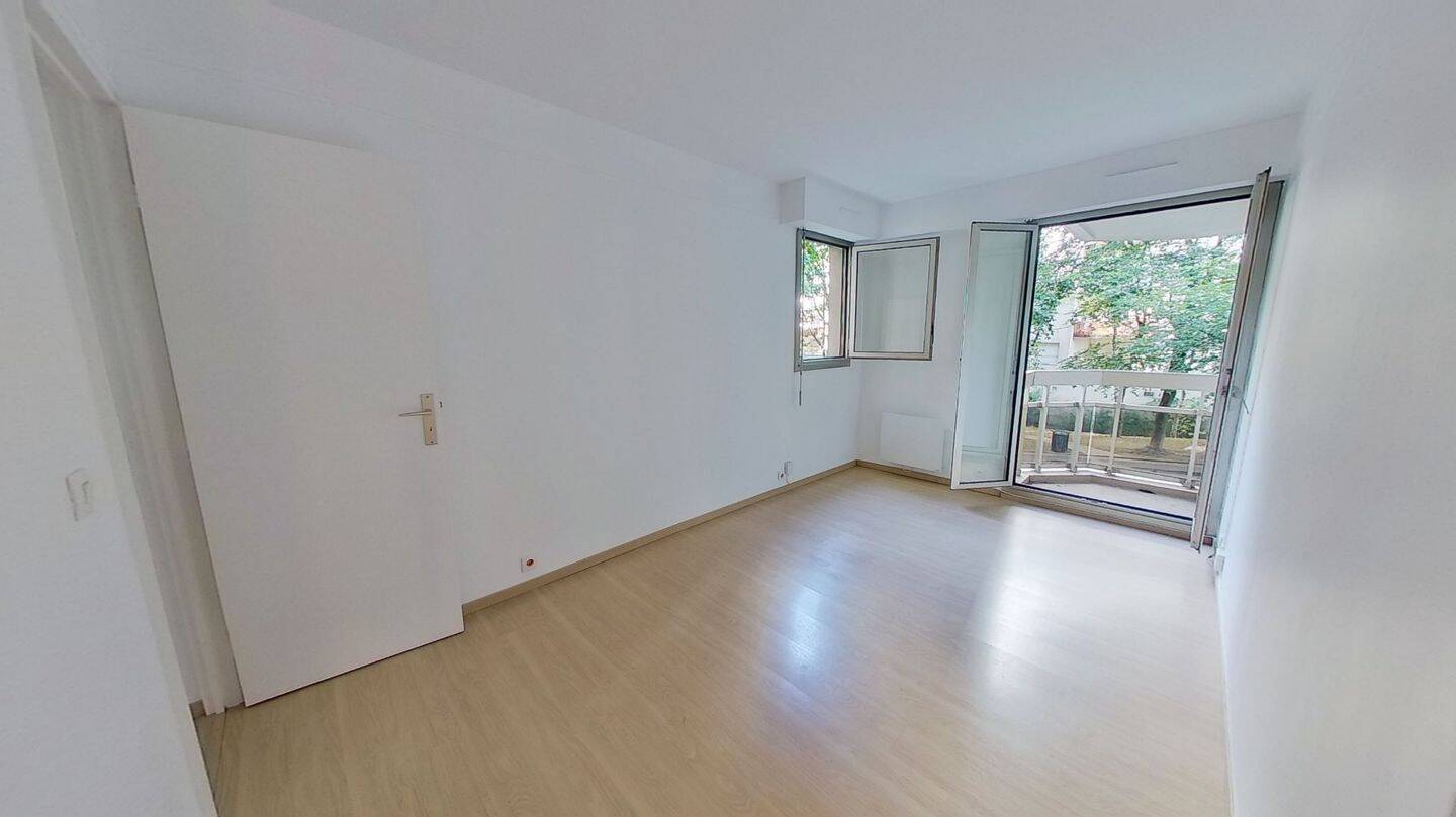 Maison à louer, 35m², COURBEVOIE