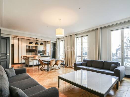 Duplex à louer 7 800 € 8 pièces 5 chambres 223 m² Champerret-Berthier Paris 17ème arrondissement 75017