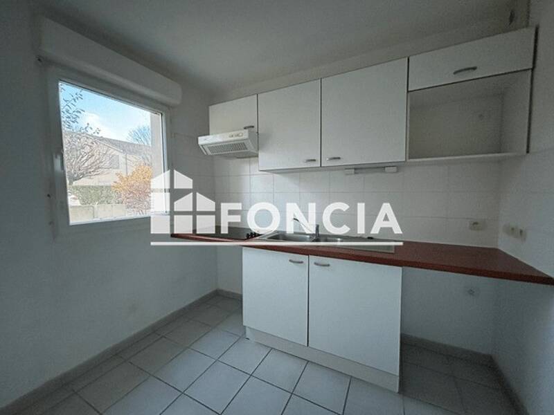 Maison à louer, 70m², SAINTES