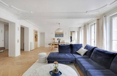 Appartement à louer 9 000 € 6 pièces 4 chambres 157 m² Étage 1/7 Paris 6ème 75006