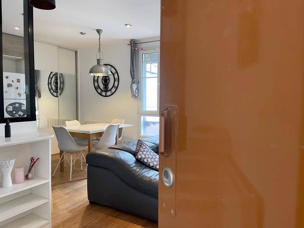 Maison à louer, 40m², LEVALLOIS PERRET