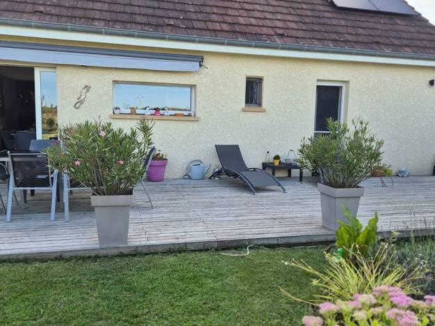 Maison de plain-pied à vendre 198 000 € 3 pièces 2 chambres 90 m² 1 115 m² de terrain Saint-Christophe-en-Bresse 71370