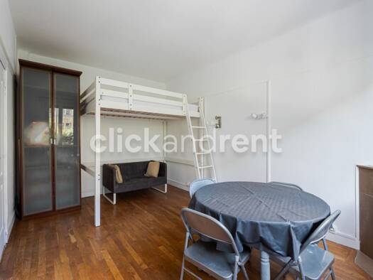 Appartement à louer 850 € 1 pièce 22 m² 1er étage dès le 20/04/2026 Saint Louis-République Vincennes 94300