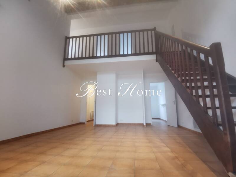 Maison à louer, 76m², NIMES