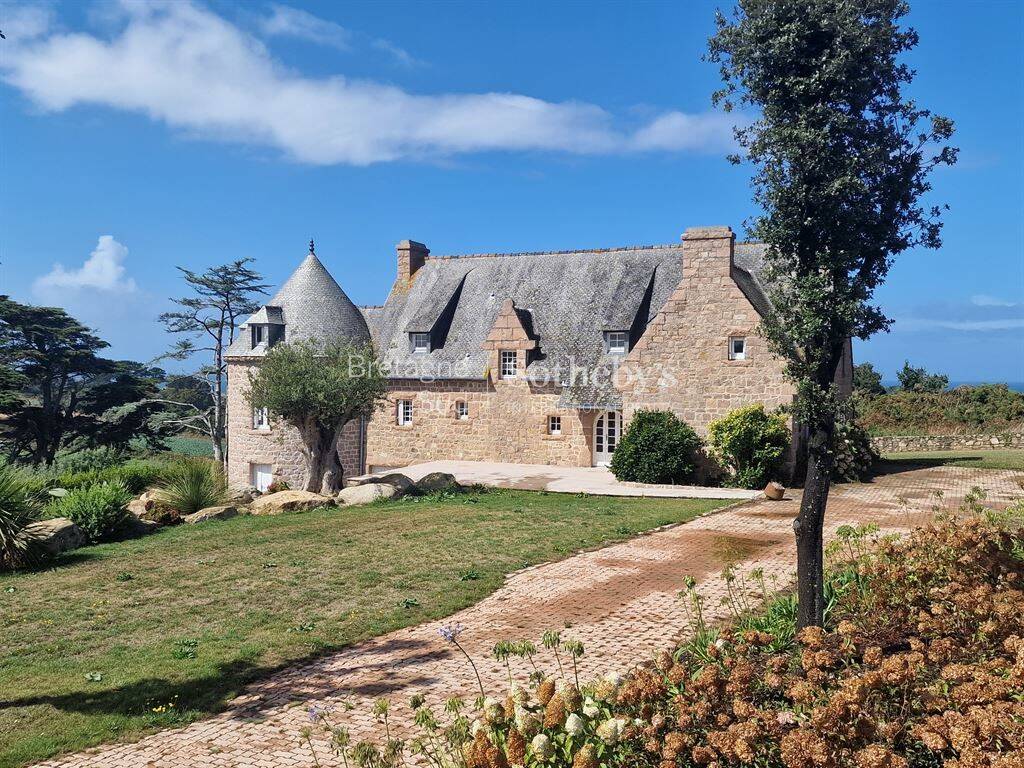 Maison à vendre, 352m², PLOUGRESCANT