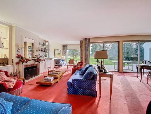 Maison à vendre 1 260 000 € 10 pièces 5 chambres 241 m² 1 745 m² de terrain Domaine de la Vigne Bondues 59910