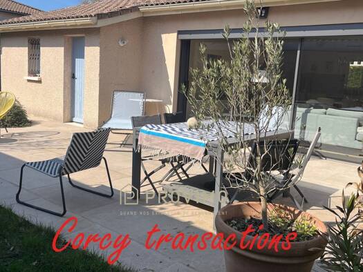 Maison de plain-pied à vendre 495 000 € 5 pièces 4 chambres 144 m² 757 m² de terrain Saint-André-de-Corcy 01390