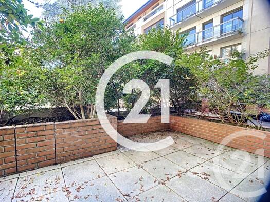 Appartement à louer 1 000 € 1 pièce 35,5 m² RDC Meudon 92190