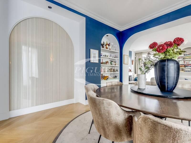 Maison à louer, 250m², PARIS 16E