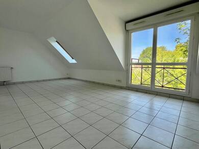 Appartement à vendre 103 000 € 2 pièces 1 chambre 46,7 m² Dernier étage, Étage 2/2 Centre Ville Nogent sur Oise 60180