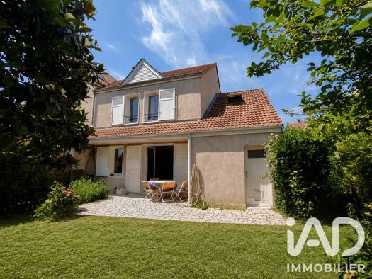 Maison à vendre 670 000 € 6 pièces 4 chambres 141,65 m² 232 m² de terrain Les Rabaux Montesson 78360