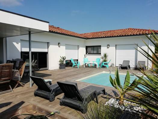 Maison de plain-pied à vendre 680 000 € 5 pièces 4 chambres 130 m² 680 m² de terrain Tosse 40230