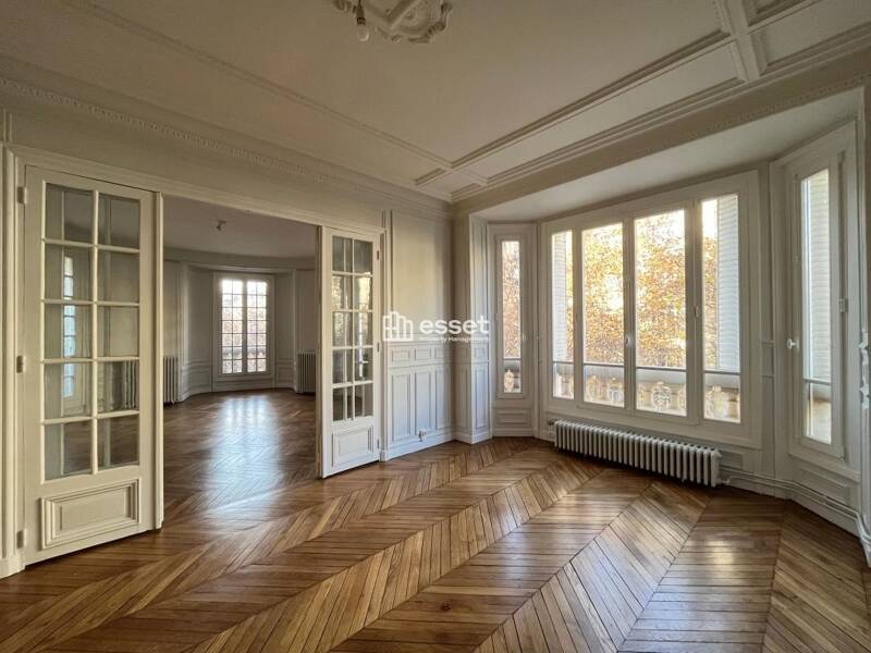 Maison à louer, 127m², PARIS 17E