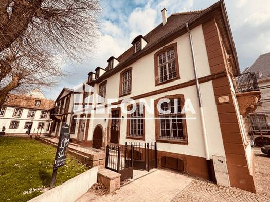 Appartement à louer 645 € 2 pièces 1 chambre 38,9 m² Étage 2/2 Centre Ville Haguenau 67500