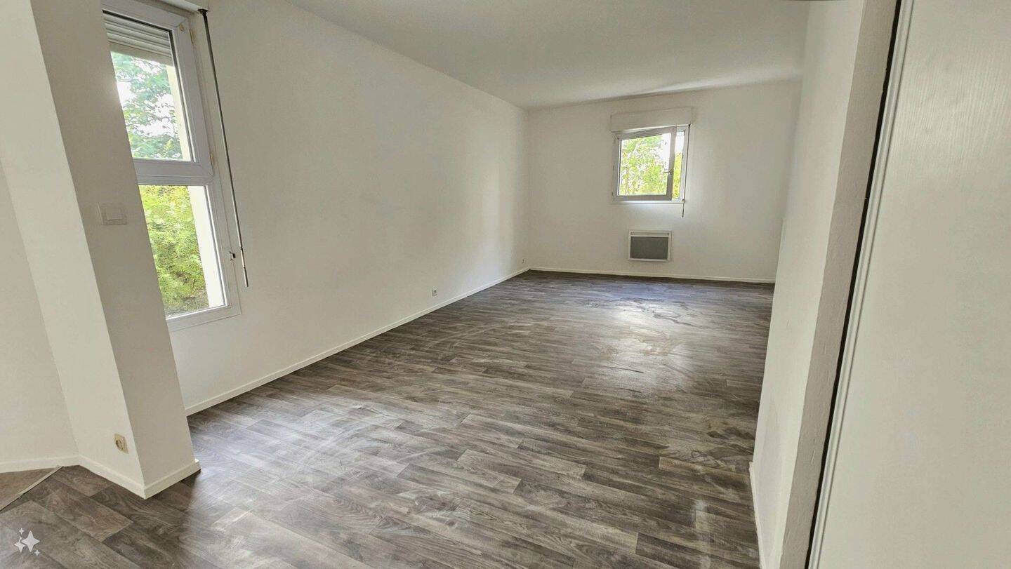 Maison à louer, 41m², COURBEVOIE