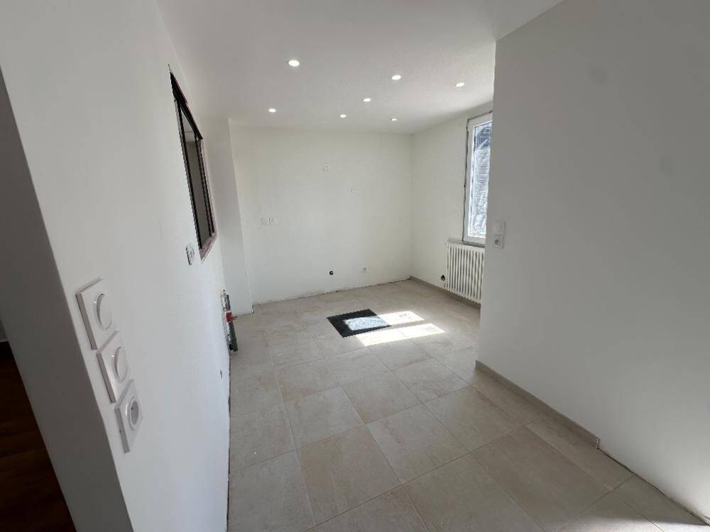 Maison à louer avec jardin et terrasse à Dijon — 5