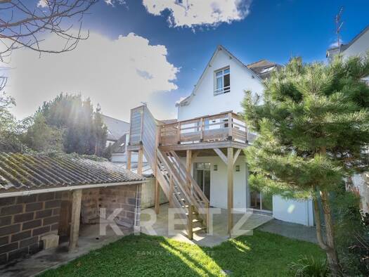 Maison à vendre - Première occupation 1 144 000 € 6 pièces 3 chambres 172 m² 238 m² de terrain Kerguelen-Quehello Congard-Maison Rou Larmor-Plage 56260