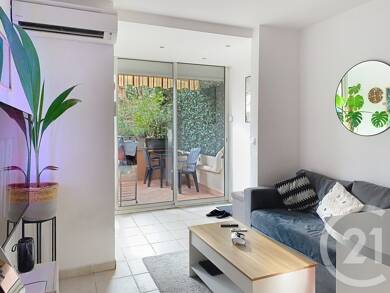 Appartement à louer 750 € 2 pièces 1 chambre 31,2 m² RDC Grasse 06130