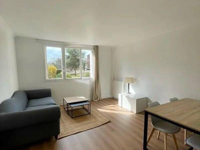 Maison à louer, 47m², SAINT MAUR DES FOSSES