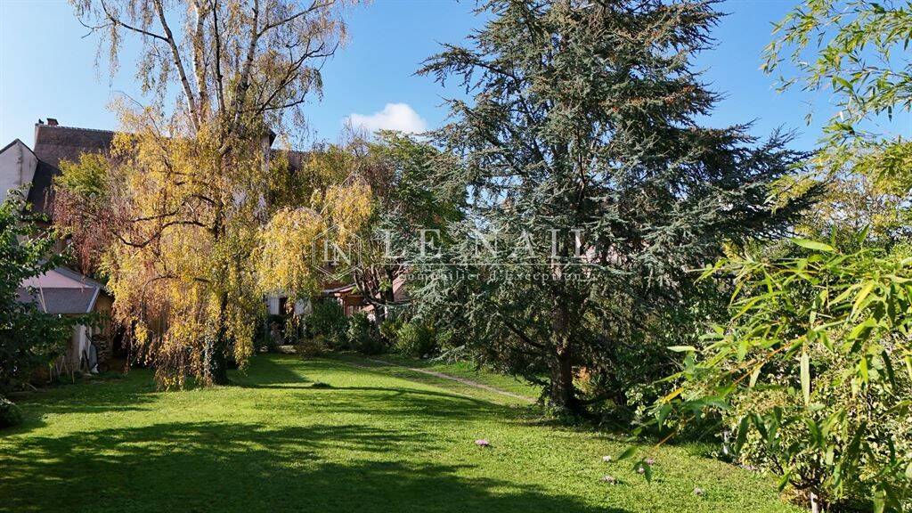 Maison à vendre, 490m², SAINT POURCAIN SUR SIOULE